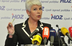 kosor_press HDZ ! Hvala ti na svemu! Vremenski stroj radi, eto nas nazad u 1989.