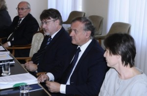 Sjednica Gospodarsko socijalnog vijeca 260911 KOSOR I PODANICI OPET LAŽU 3.: Bošnjaković – isplata plaća je kazneno djelo !