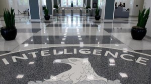 DOBRI DEČKI: CIA agenti razotkrivaju “Tajne CIA-e”