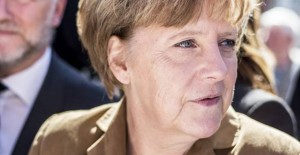 MERKEL POZIVA NA “TOLERANCIJU” PREMA IMIGRANTIMA NAKON PARIŠKOG MASAKRA