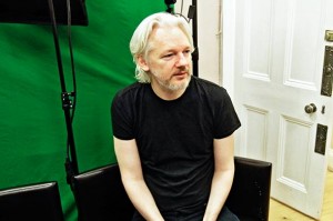 NAPOKON! Radna skupina UN utvrdila da Švedska i Britanija Assangea nezakonito progone