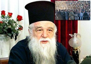 KAOS U GRČKOJ: Muslimanski imigranti pale kršćanske ikone i traže zabranu crkvenih zvona!