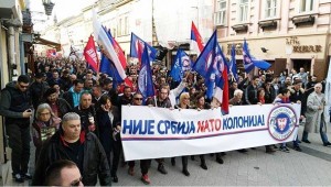 NOVE DEMONSTRACIJE U NOVOM SADU: Nije Srbija NATO kolonija!