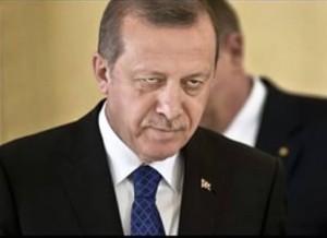 Građani, zaustavite svoje bezvrijedne živote i kleknite, stiže Erdogan