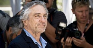 PREKIPILO MU NAKON NEDAVNOG MEDIJSKOG PRITISKA: ROBERT DE NIRO ĆE PRODUCIRATI DOKUMENTARNI FILM U KOJEM ĆE RAZOTKRITI CJEPIVA