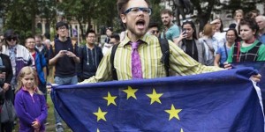 USTANAK PO ČITAVOJ EUROPI: Građani traže Referendume po cijeloj Europi