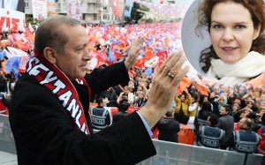Turska književnica opisala kako izgleda život u Istanbulu nakon puča: Erdogan nam ne da disati. Bradati muškarci izvikuju ‘Allahu Akbar’, nešto što je ovdje dosad bilo nezamislivo