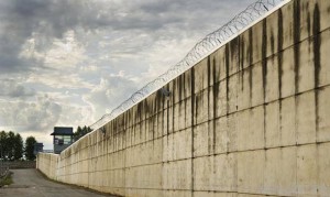 Velika Britanija će izgraditi ‘Trumpov zid’ da bi se obranili od invazije muslimanskih imigranata