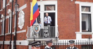 ASSANGE trebao objaviti pogubne informacije po Hillary u javnosti, no otkazao je uslijed njezinih prijetnji