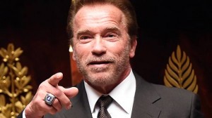 Arnold Schwarzenegger: Prestanite poput malog djeteta cviliti protiv Trumpa