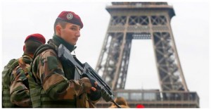 ‘NIKAD VEĆA PRIJETNJA’: Francuska raspoređuje 91.000 policajaca i vojnika za božićne blagdane