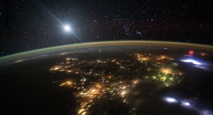 ŠTO JE TO NASA OPET UOČILA? Misteriozni objekt se kreće prema Zemlji