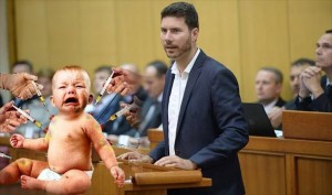 ZASTUPNIK HRVATSKOG PARLAMENTA IVAN PERNAR: Cijepljenje uzrokuje autizam!