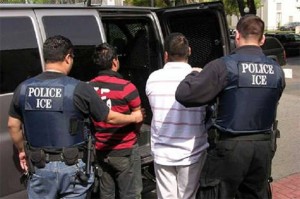 EKSKLUZIVNO: Trump počeo sa uhićenjima! Racije u 6 država, stotine migranta u zatvoru, čeka se DEPORTACIJA