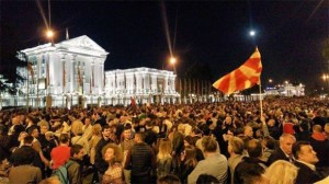CIJELA MAKEDONIJA NA NOGAMA: Makedonci prosvjeduju protiv stvaranja albansko-prozapadne vlade!