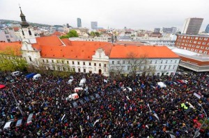 EUROPSKA LAVINA SE NASTAVLJA: Dvoje studenata izazvali jedan od najvećih uličnih prosvjeda u Slovačkoj zadnjih godina