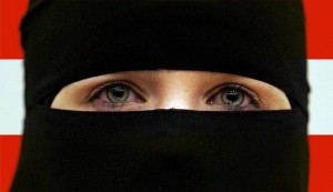TEŽAK UDARAC GLOBALISTIMA: Austrija kriminalizirala muslimansku odjeću koja prekriva lice i distribuciju Kurana