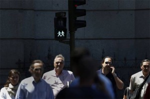 VLAST ODOBRILA: U Madridu se pojavilo 288 ‘homoseksualnih semafora’