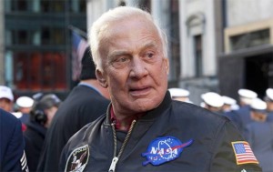 Buzz Aldrin koji je bio na Mjesecu: Čovjek će stupiti na Mars do 2040.