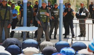 ‘OVO JE IGRA S VATROM, CIJELI ARAPSKI SVIJET ĆE USTATI!’: Na pomolu novi veliki sukob Izraelaca i Palestinaca, sve je krenulo na ključnom svetištu