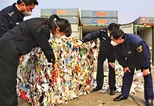 TRGOVINSKI RAT: Amerika će se uskoro gušiti u smeću ako Kina ne razmisli o ‘katastrofalnoj’ odluci zabrane uvoza stranog otpada i materijala za recikliranje