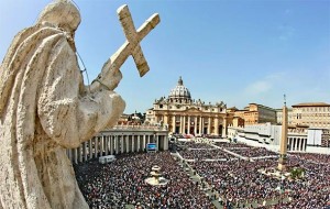 IMA LI KRAJA SKANDALIMA U CRKVI: 1200 stranica eksplicitnih ‘gay’ chatova svećenika i fotografija predano Vatikanu