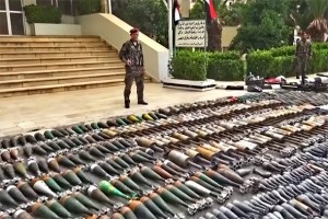 SADA JE SVE PUNO JASNIJE: Izraelsko oružje pronađeno među oružjem kojeg su predali teroristi u Damasku (VIDEO)