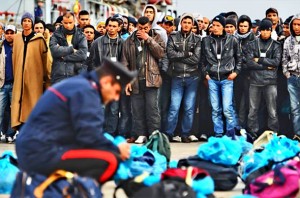 NOVA VLADA ZADALA VELIKI ŠAMAR GLOBALISTIMA: Italija zatvara luke za ilegalne migrante, Europa se pretvara u tvrđavu