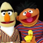 bert-ernie PISAC POZNATE DJEČJE SERIJE ‘ULICA SEZAM’ PRIZNAO: ‘Bert i Ernie su bili gay par’