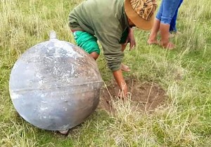 U Africi pronađene neobične metalne kugle: NASA nema nikakvo objašnjenje (VIDEO)