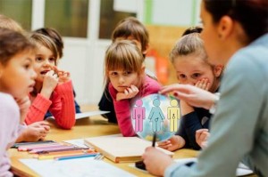 NAJNOVIJA POBJEDA TRANSRODNIH AKTIVISTA: Učenike u osnovnim školama u Britaniji će od sada učiti da i ‘dječaci mogu imati mjesečnice’