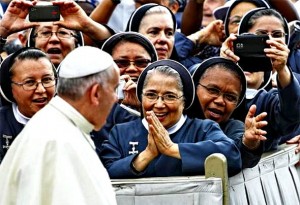 PAPA FRANJO PRIZNAO NOVINARIMA SA BLISKOG ISTOKA: ‘Zlostavljane redovnice abortiraju djecu svećenika, ukinuli smo cijelu žensku katoličku zajednicu zbog seksualnog ropstva’