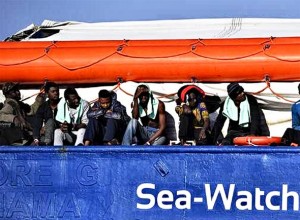 ITALIJA, GRČKA I MALTA ODBILE: Francuska i Njemačka odlučile primiti aktivistički brod pun ilegalnih migranata koji pluta Mediteranom