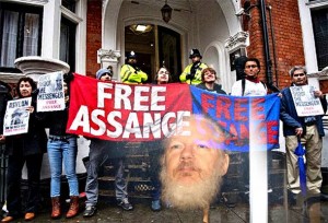 UJEDINJENI NARODI: Pustite pod hitno na slobodu Julian Assangea iz zatvora u kojem se drže serijski ubojice