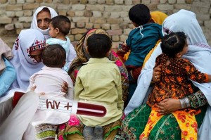 TAJNI EKSPERIMENT? Epidemija HIV-a u Pakistanu – samo u jednom gradu u kratko vrijeme zaraženo 700 osoba, većinom djece