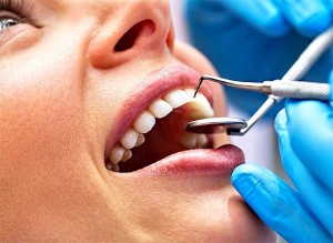 Zubari će uskoro moći popraviti karijes i obnoviti zube novom metodom umjesto da ih buše i pune plombama
