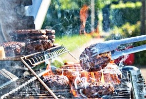 DOVELO JU DO LUDILA: Vegetarijanka tužila susjede zbog mirisa roštilja